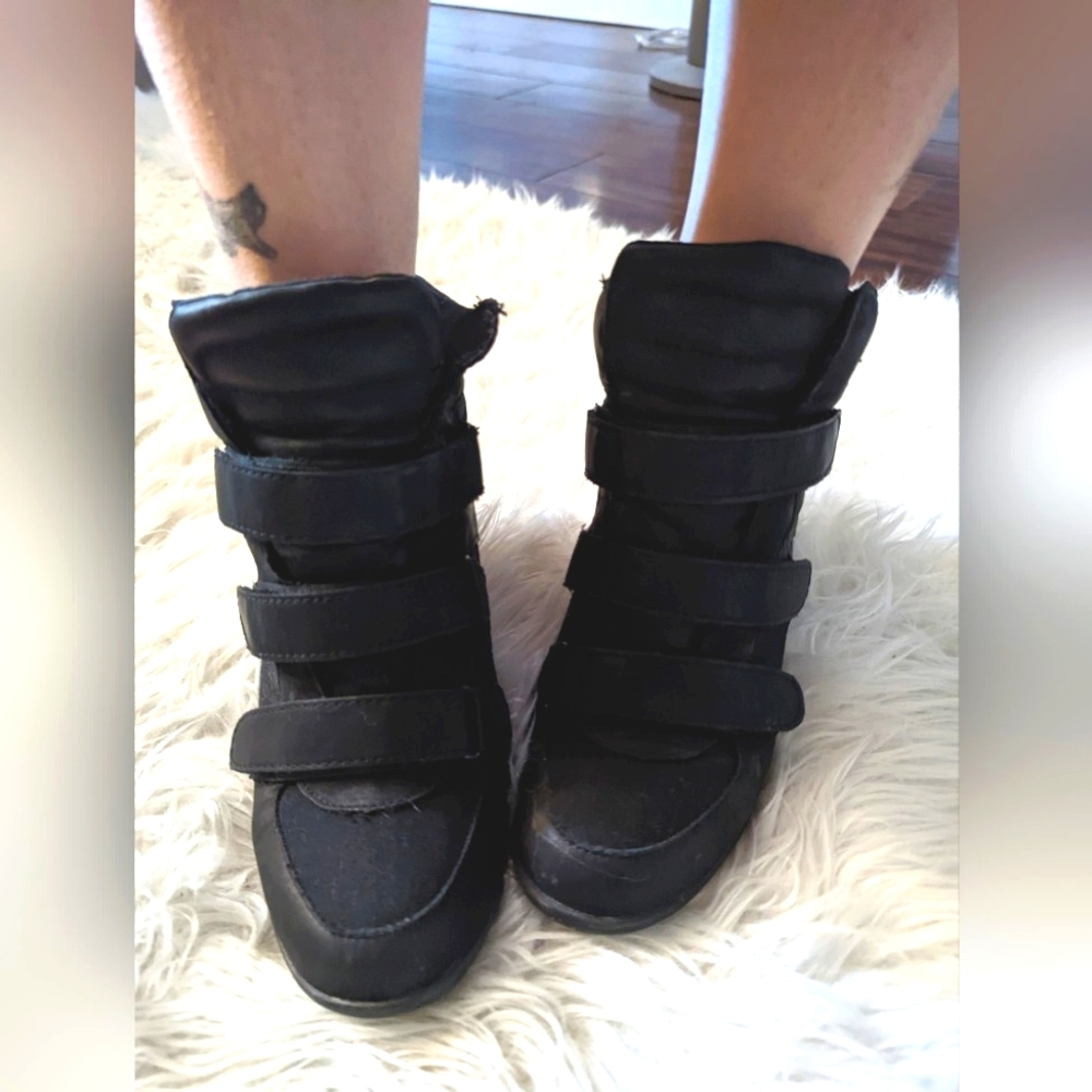 Women's Booties